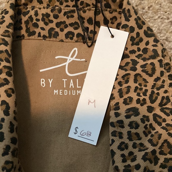 Oversize animal print lite weight jacket “”nwt” M - Picture 6 of 6